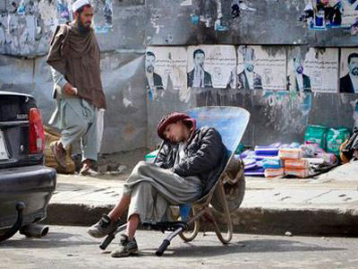 شکایات مسئولین از نبود کار و فقر اقتصادی در ولایت های کشور | آوا