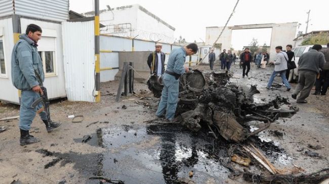 Suicide bomber leaves 40 killed and wounded