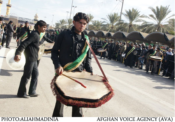 عزاداری زائران حسینی در کربلای معلی