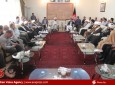 تصاویر/حضور مسوولین مراکز و نهادهای مهاجرین افغانستانی در محل کنسولگری افغانستان در اعتراض به وضعیت امنیتی وعدم توانایی دولت در جلوگیری از  