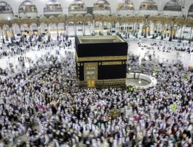 Saudi King Salman invites Qatar pilgrims to Hajj