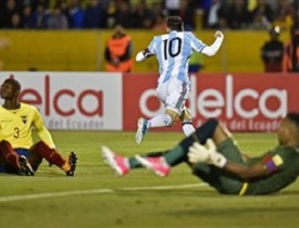 Magical Messi sees Argentina through to World Cup finals