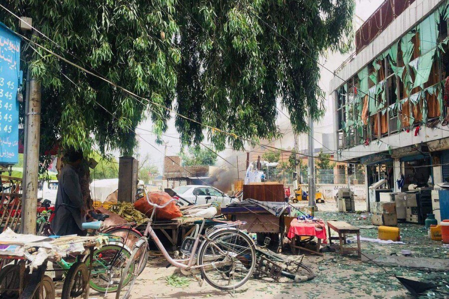 ده‌ها کشته و زخمی در حمله مهاجمان مسلح در ننگرهار؛ درگیری ادامه دارد