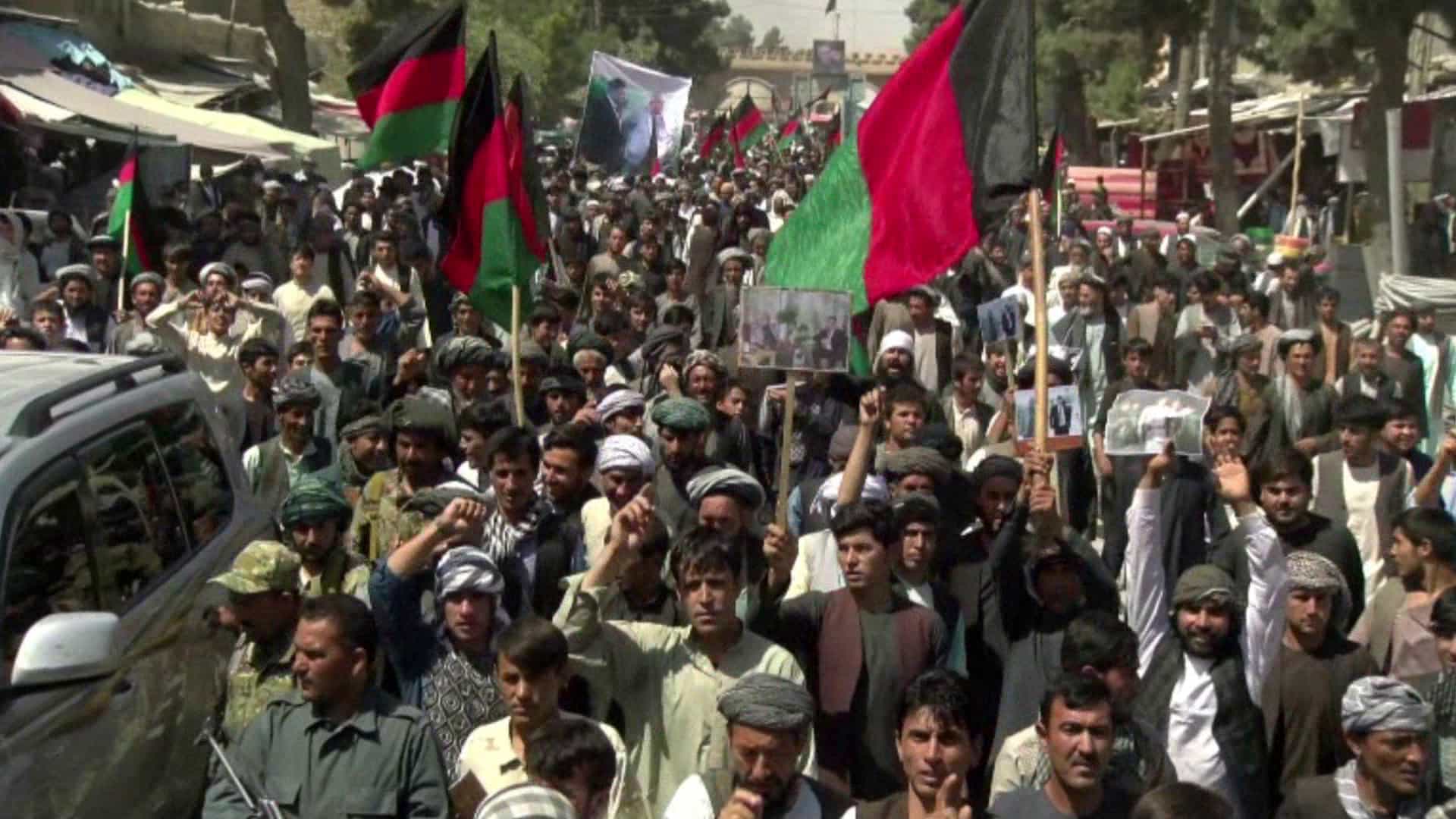 Junbish-e-Milli Advocators close governor Office, Faryab