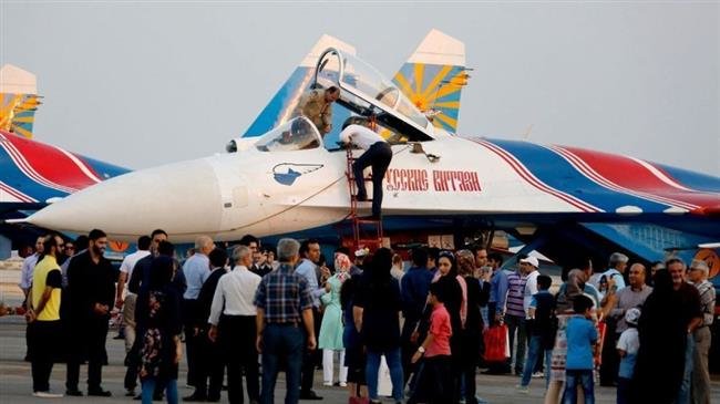 Iran Airshow kicks off in southern Kish Island