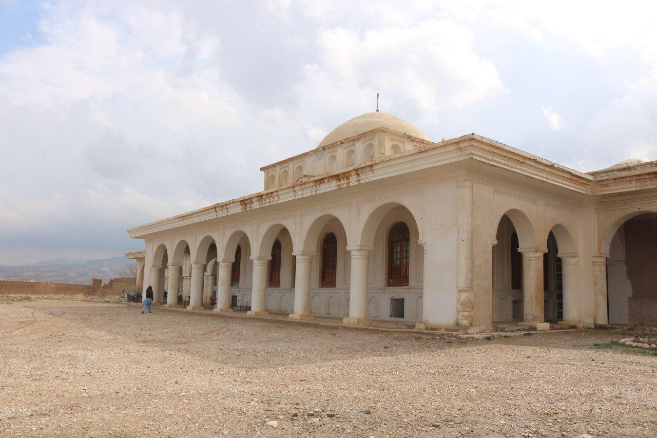 باغ جهان نما مکانی تاریخی و گردشی در حال تخریب