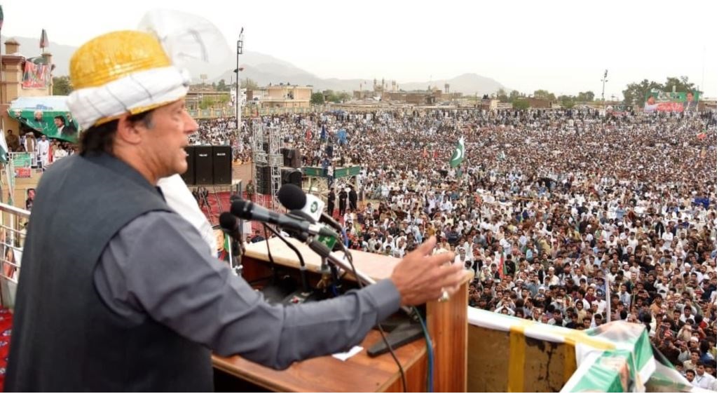 عمران خان: دیگر به حکومت افغانستان مشوره نمی دهم