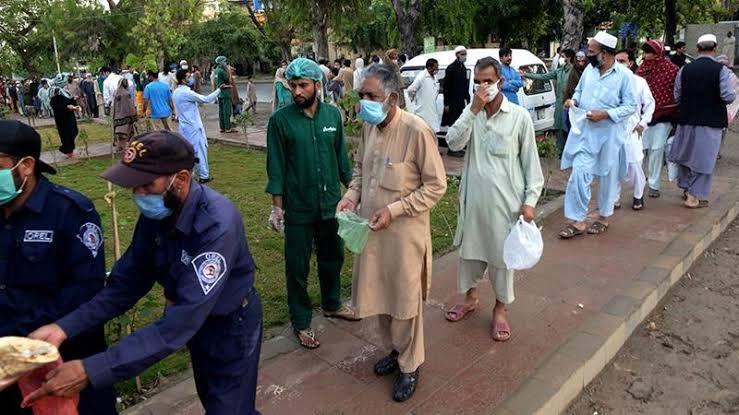 Pakistan Seals of Hot Spots Amidst Coronavirus Spike