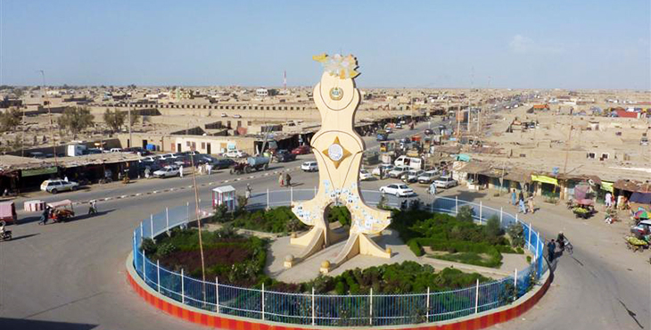 طوفان در نیمروز