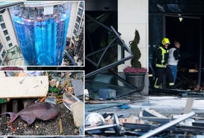 Huge Berlin aquarium bursts