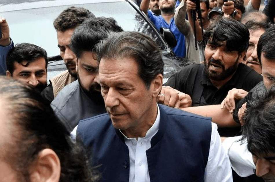 دادگاه عالی پاکستان دستور آزادی فوری عمران خان را صادر کرد