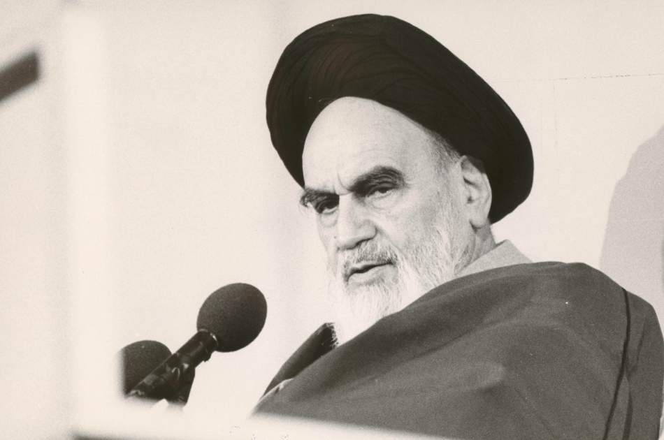 امام خمینی (ره)؛ شخصیت چند بعدی تاریخ معاصر