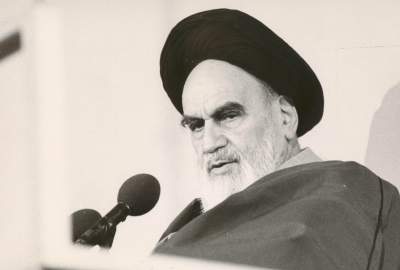 امام خمینی (ره)؛ شخصیت چند بعدی تاریخ معاصر