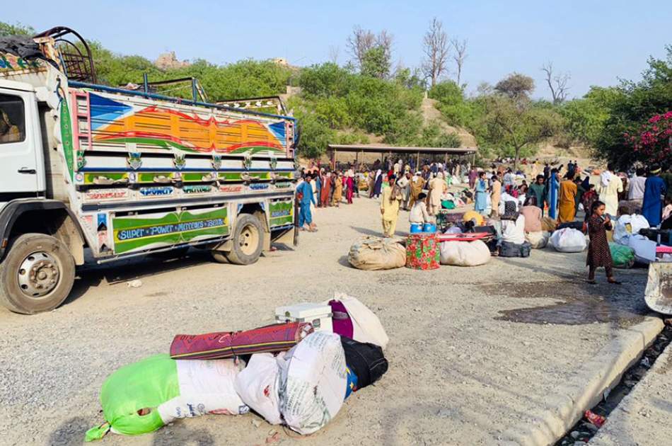 Afghan families return to the country from Pakistan