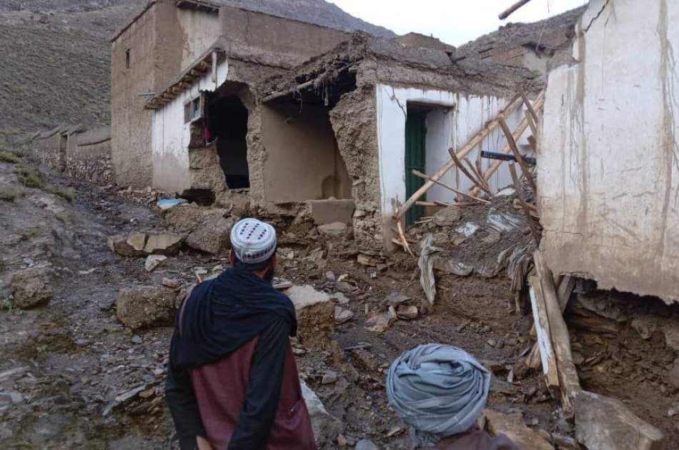 در پی جاری شدن سیلاب در نقاط مختلف افغانستان صدها نفر مفقود، کشته و زخمی شده‌اند