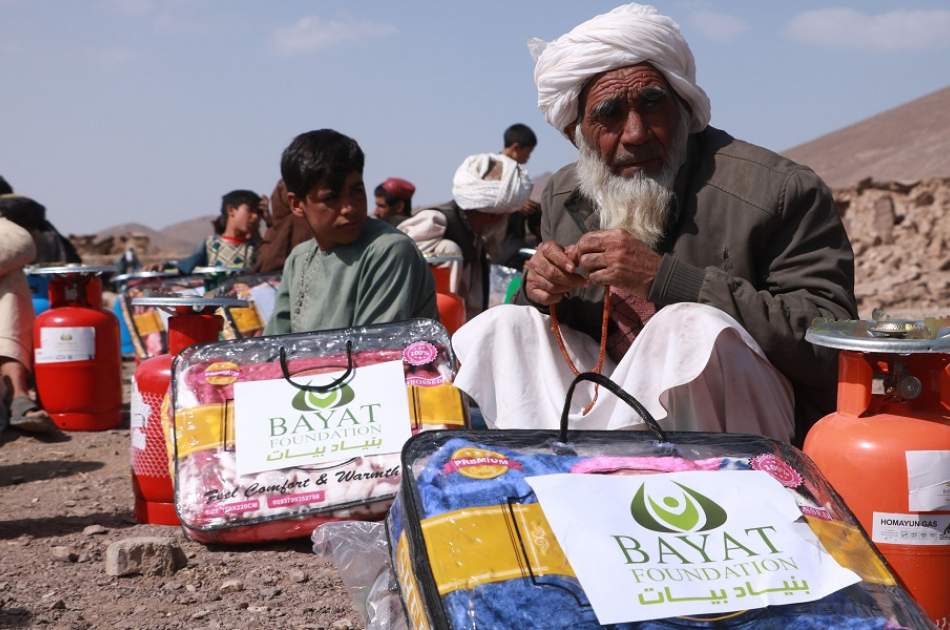 Bayat Foundation distributes relief packages to quake-hit People in Herat