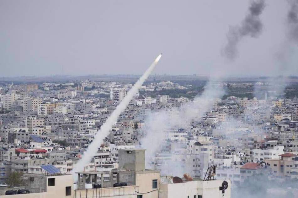 Gaza resistance fires missiles into Israel in retaliation for massacres