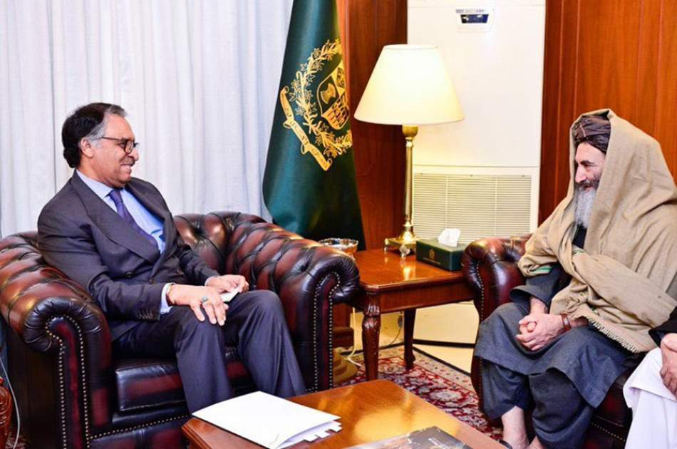 Pakistan FM Urges Kabul to address bilateral concerns