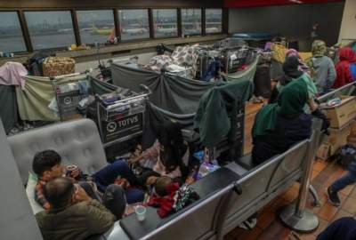 The plight of 122 Afghan refugees in Brazil; These people hang out at the airport