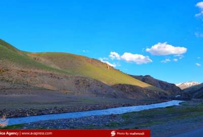 گزارش تصویری/ طبیعت بهاری و مکان‌های تاریخی بامیان بهترین مقصد سفر برای گردشگران!  