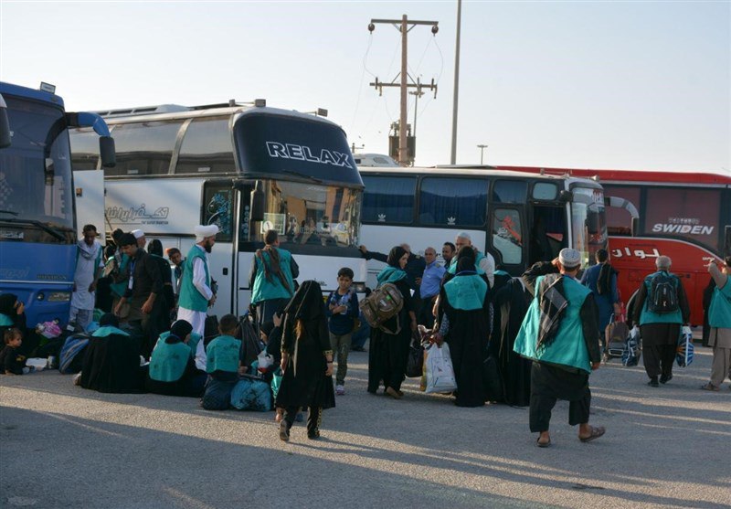 حضور ۲۰۰ هزار تبعه مجاز ساکن ایران در زیارت اربعین/ پزشکان مهاجر نیز به زائرین خدمات دادند  