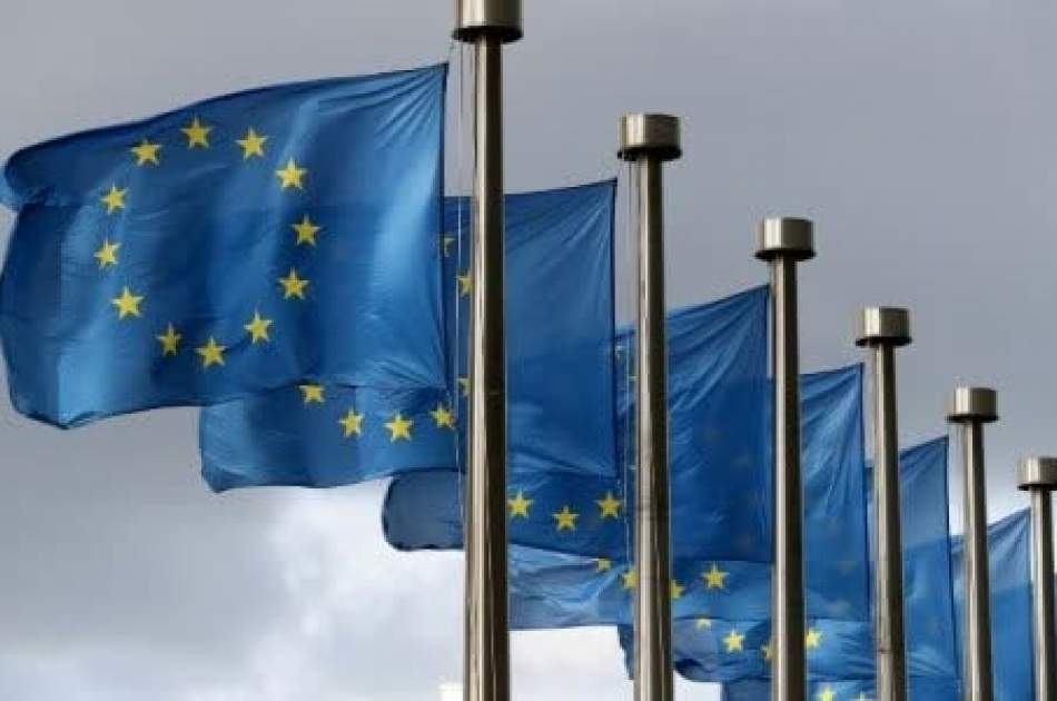 EU looks for new allies, holds first summit with GCC