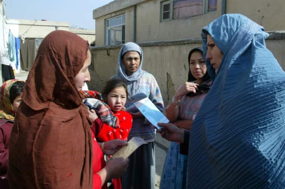 ۳۰ زره ټولنیز روغتیایی کارکونکي په افغانستان کې د یونیسف په مرسته کار کوي