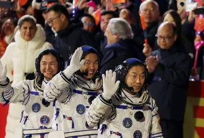 Woman, two other astronauts enter China’s space station