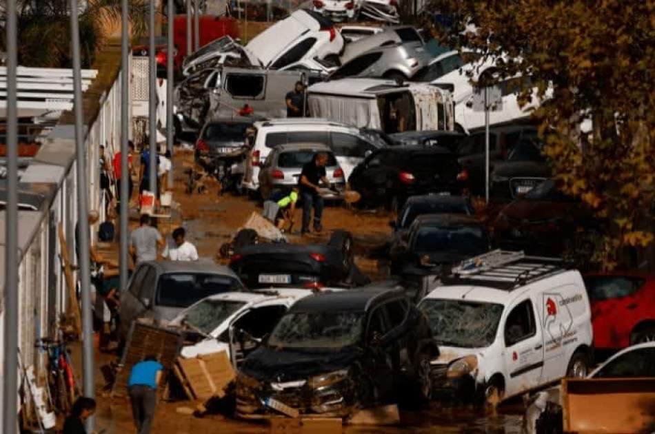 Spain flood death toll hits 205