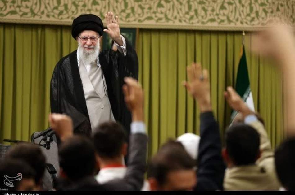 Ayatollah Khamenei Warns US, Israel of Crushing Response