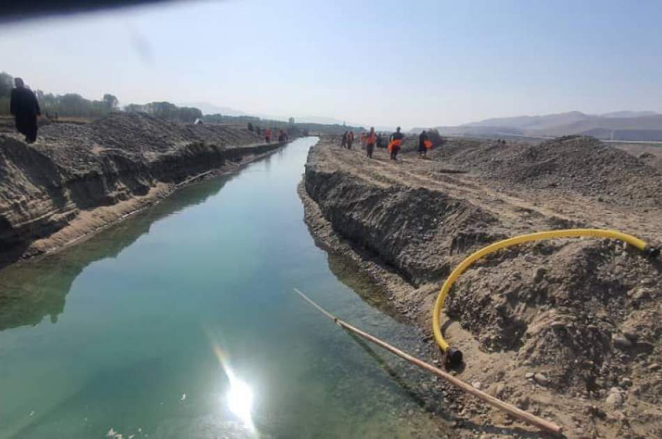 آغاز کار بازسازی سربند و دیوار استنادی کانال "اخته" در بغلان