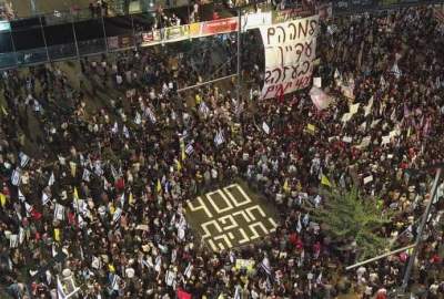 Chaos in Tel Aviv as anti-Netanyahu protesters return to streets