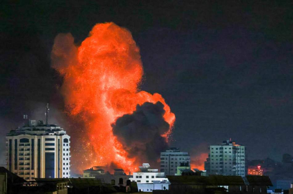 Extensive Israeli air and artillery attacks on the Gaza Strip