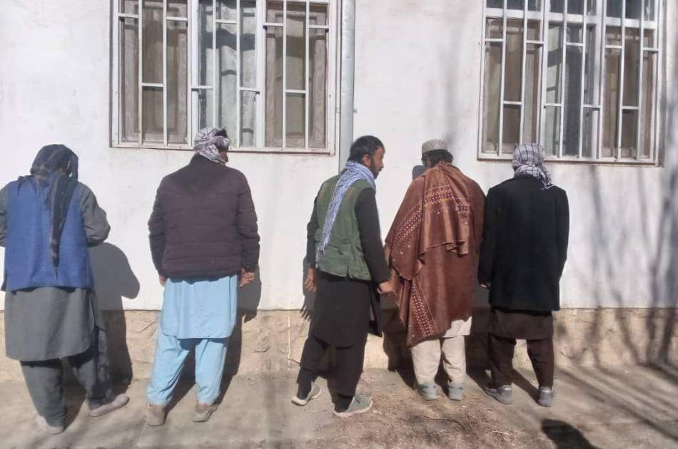 جمع‌آوری معتادین بی سرپناه از سطح شهر بامیان