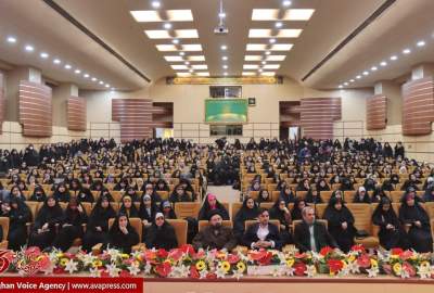 بزرگداشت روز زن و تجلیل از نقش بانوان مهاجر در جامعه؛ تغییرات اساسی در جامعه مستلزم حضور فعال بانوان و توجه به ظرفیت‌های آنهاست  <img src="https://cdn.avapress.net/images/picture_icon.png" width="16" height="16" border="0" align="top">