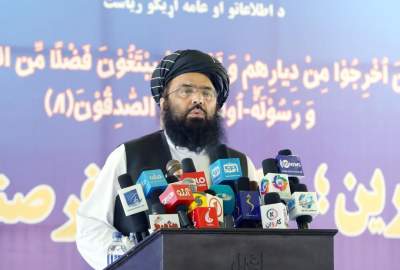 مولوی عبدالکبیر به عنوان سرپرست وزارت امورمهاجرین آغاز به کار کرد