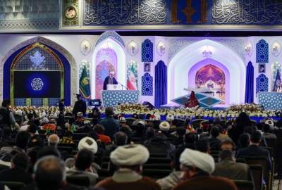 مسابقات بین‌ المللی قرآن‌ کریم در مشهد مقدس آغاز شد  <img src="https://cdn.avapress.net/images/picture_icon.png" width="16" height="16" border="0" align="top">