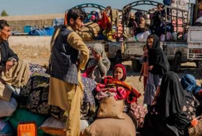اخراج و بازگشت ۱۰۲ خانواده افغانستانی از ایران و پاکستان به کشور