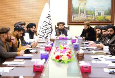 يجب أن تستمر المحادثات الفنية مع المستثمرين الإيرانيين حول صناعة الغاز المسال