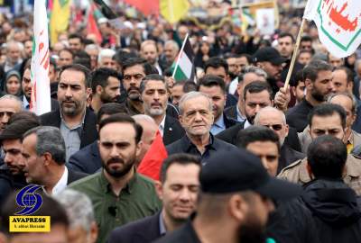 گزارش تصویری/ حضور انقلابی مردم تهران در راهپیمایی عظیم روز جهانی قدس  