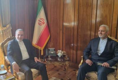 تأكيد عراقجي على متابعة التفاهمات بشأن العودة التدريجية للمهاجرين الأفغان