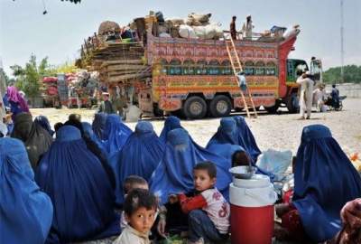 العنف ضد المهاجرين غير مقبول؛ وزارة المهاجرين تطالب الجيران بوقف التصرفات العنيفة