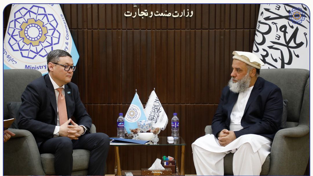 چشم‌انداز روشن روابط تجاری افغانستان و قزاقستان؛ حمایت قزاقستان از برنامه‌های ترانزیتی افغانستان