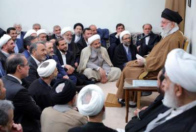 رهبر انقلاب اسلامی: مسائل کشور را به گفتگوهای عمان گره نزنیم؛ به طرف مقابل خیلی بدبین هستیم