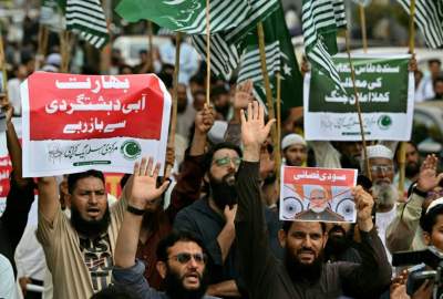 أول تبادل لإطلاق النار في كشمير بعد عودة التوتر بين الهند وباكستان