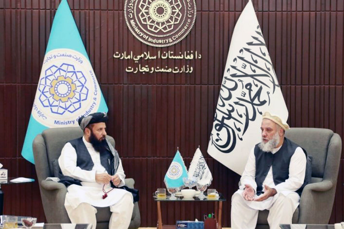 تعهد وزارت صنعت و تجارت به ایجاد ۵۵۰ هزار فرصت شغلی؛ گامی در راستای توسعه اقتصادی و کاهش بیکاری