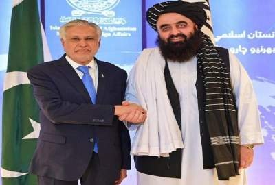 باكستان ترفع مستوى علاقاتها الدبلوماسية مع أفغانستان إلى مستوى سفير؛ متقي يتوجه إلى إسلام آباد