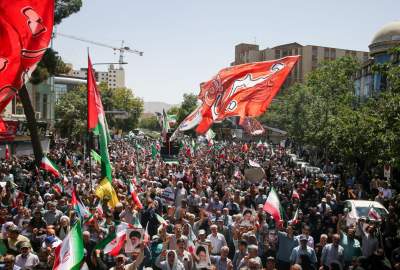 تصاویر/ حضور پرشور مردم مشهد و هئیت مرکز تبیان در راهپیمایی «خشم و نصرت» علیه جنایات رژیم صهیونیستی و آمریکا  