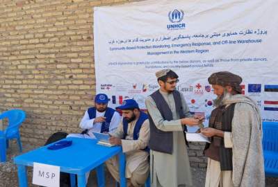 توزیع کمک برای نزدیک به چهار هزار خانواده نیازمند در ولسوالی پرچمن ولایت فراه