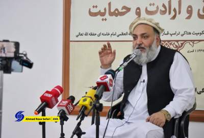 إعلان دعم ممثل أهل السنة من المهاجرين لولاية الفقيه: الإمام الخامنئي حامل راية الإسلام الأصيل وعزّة الأمة الإسلامية / سنبقى صامدين حتى نهاية الطريق بحبّنا للإمام الحسين (ع) واتباعنا للإمام الخامنئي